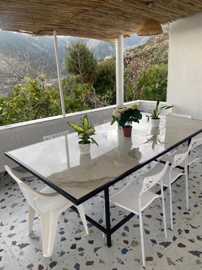Maison Bellevue - 2 Bdrm Villa In Borsh Beach Εξωτερικό φωτογραφία